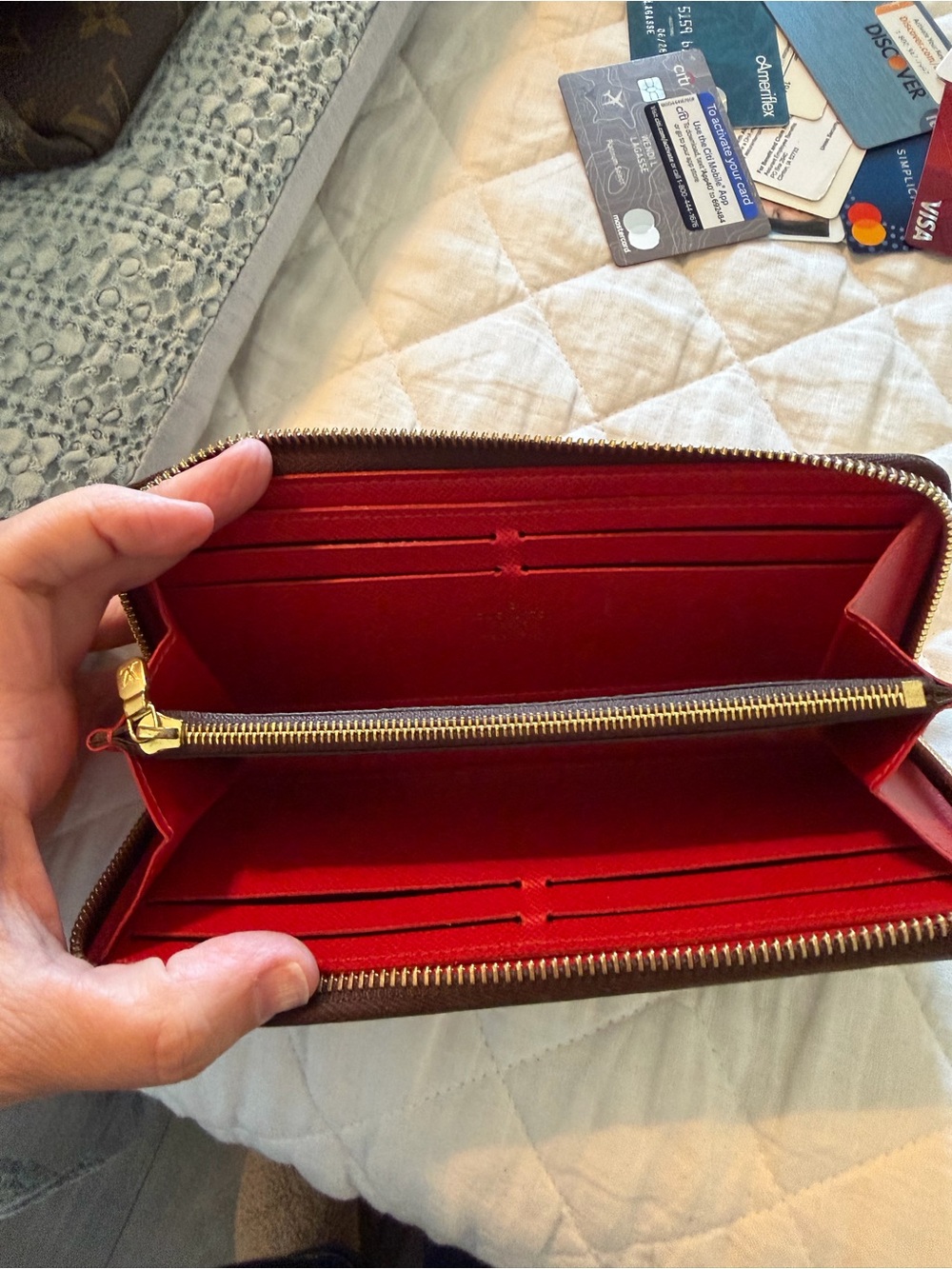 Louis Vuitton Brown Damier Zip Around Wallet with Red Pull - Picture 10 of 10